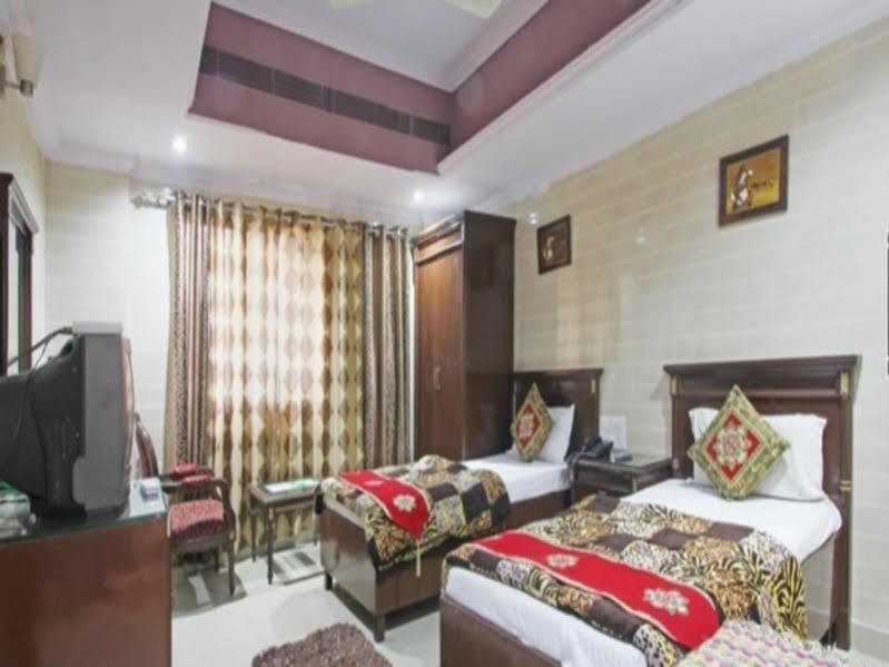 לודהיאנה Hotel Hallmark Regency מראה חיצוני תמונה